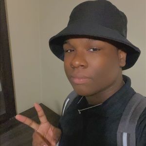 Meet your Posher, Camron